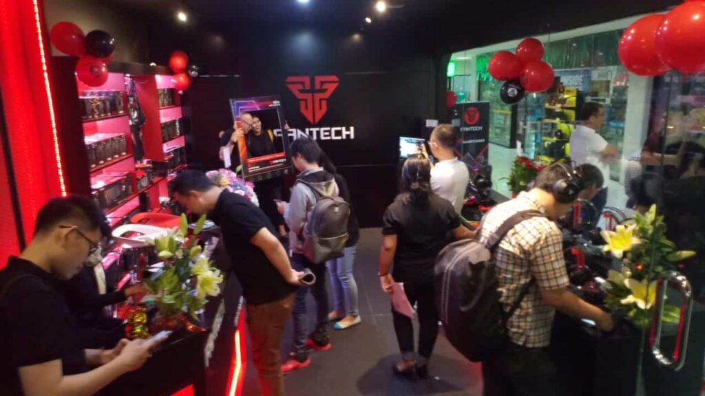 Fantech, International Quality Local Gaming Gear Opens Store in Indonesia