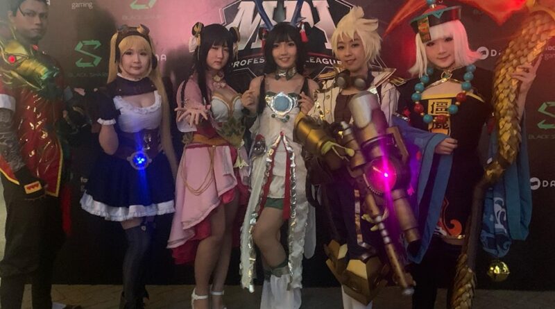 Cosplay Mobile Legends Paling epic