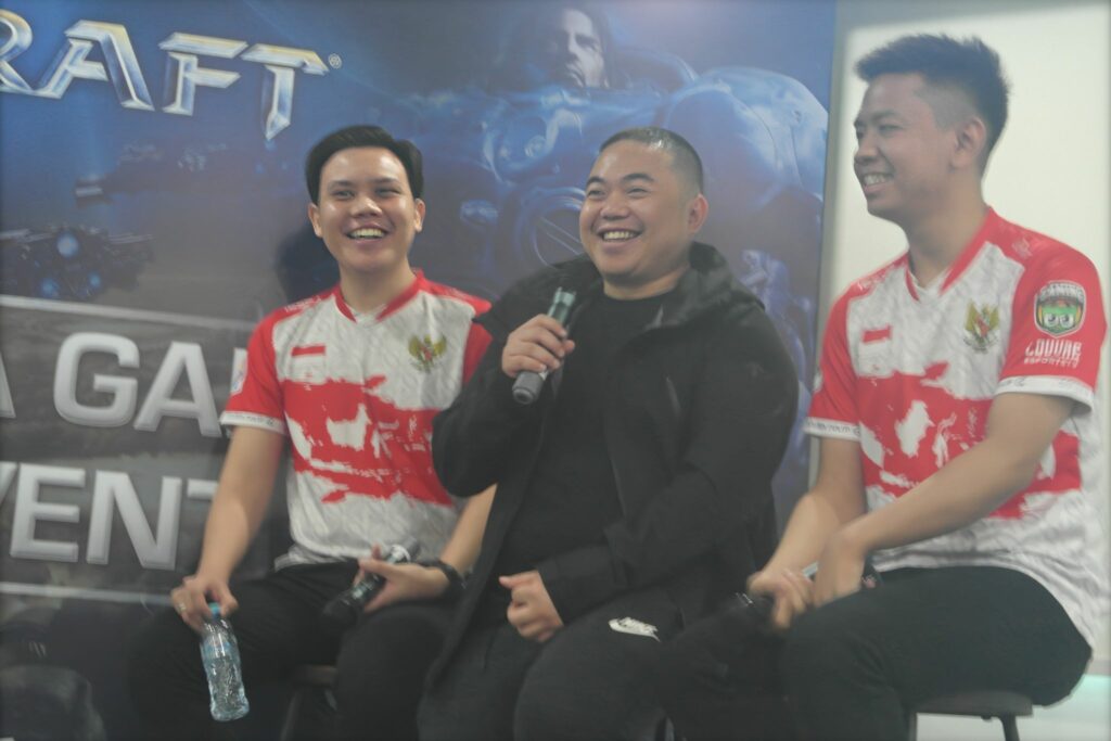 Atlet StarCraft II Sea Games Indonesia Diberangkatkan ke Korea Selatan Untuk Pelatihan Oleh AKG Games